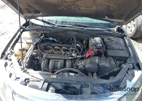 2011 Ford Fusion Se z USA, uszkodzony, nr VIN 3FAHP0HA1BR217450